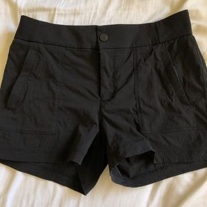 Athleta Black Trekkie Shorts
